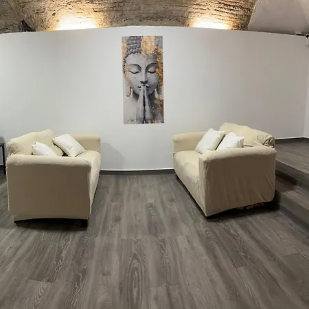 Barcelona's Gem Homestay Barcelona